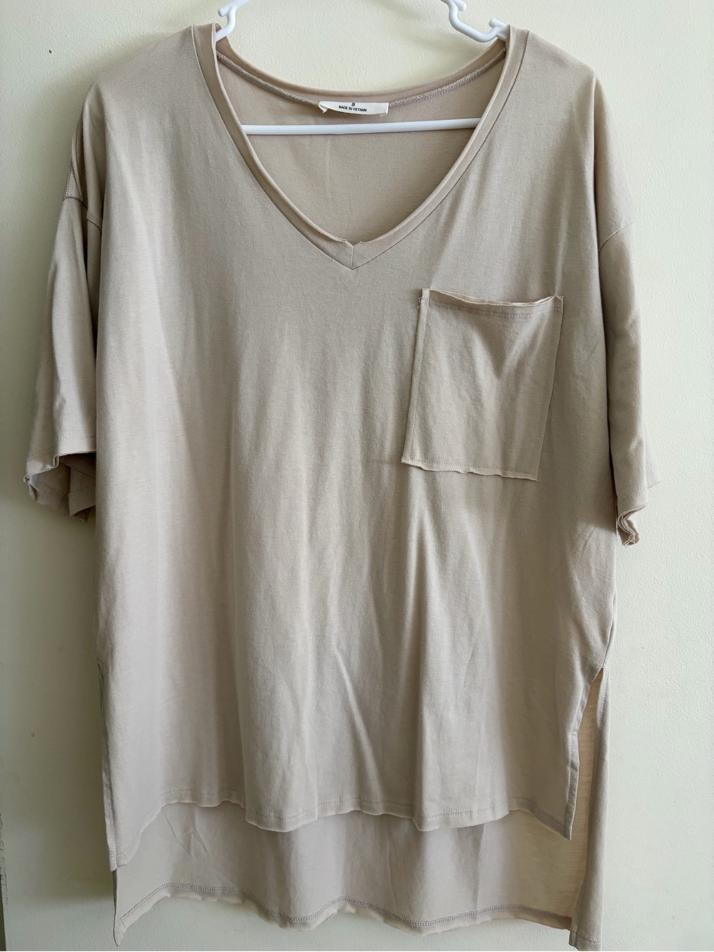 Zenana Outfitters Men's V-Neck Pocket Tee in Light Taupe